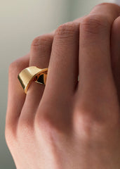 Éole Curled Ring - Gold in 24-carat gold gilding
